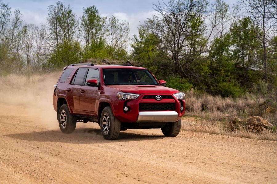  Toyota 4Runner TRD Off-Road (N280) 2016 года  (NA) (фото 21 из 37)